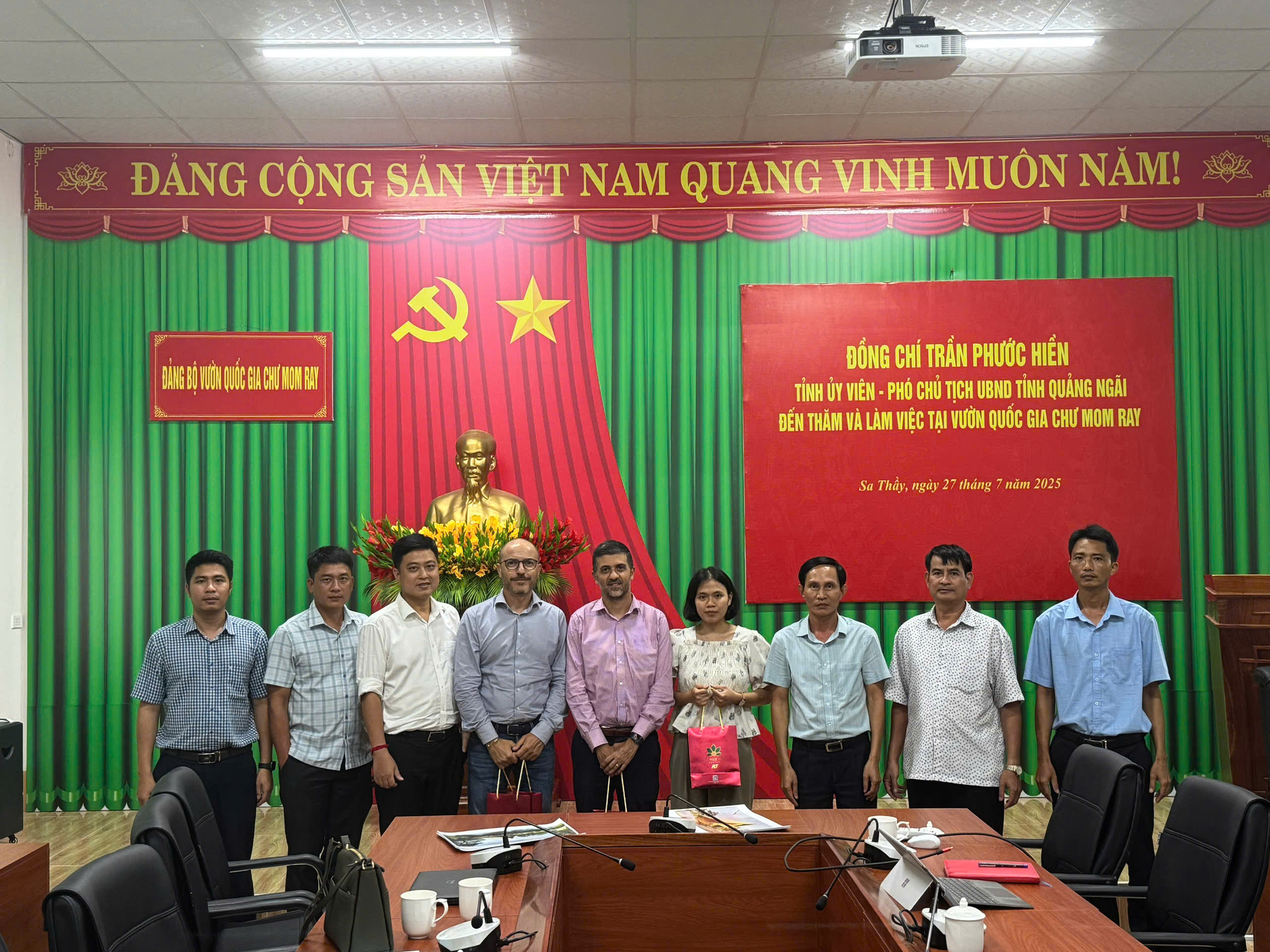 Tutela della biodiversità e sviluppo comunitario: AICS Hanoi sostiene il Parco Nazionale di Chu Mom Ray Tutela della biodiversità e sviluppo comunitario: AICS Hanoi sostiene il Parco Nazionale di Chu Mom Ray